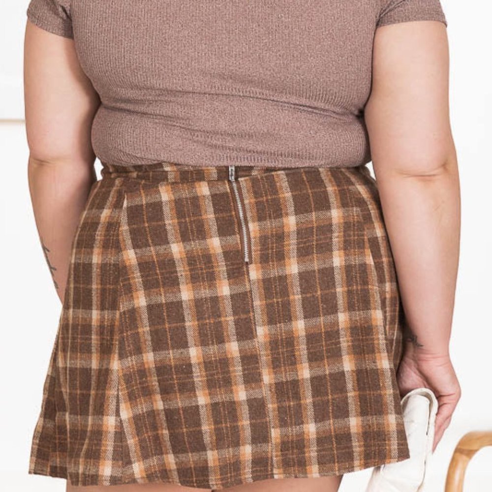 BNWOT Pink Lily Keep A Good Thing Brown Plaid Skater Skirt